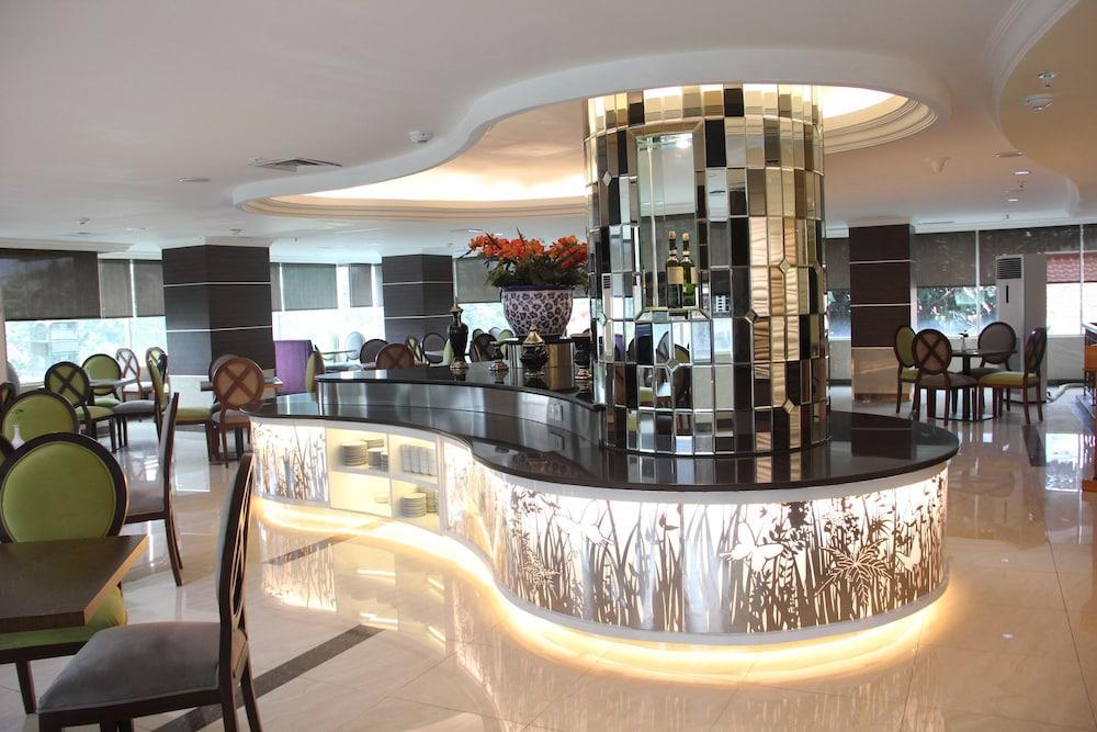 Hotel Treva International Dżakarta Zewnętrze zdjęcie