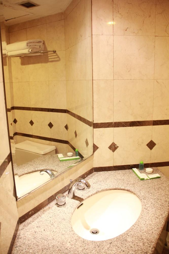 Hotel Treva International Dżakarta Zewnętrze zdjęcie